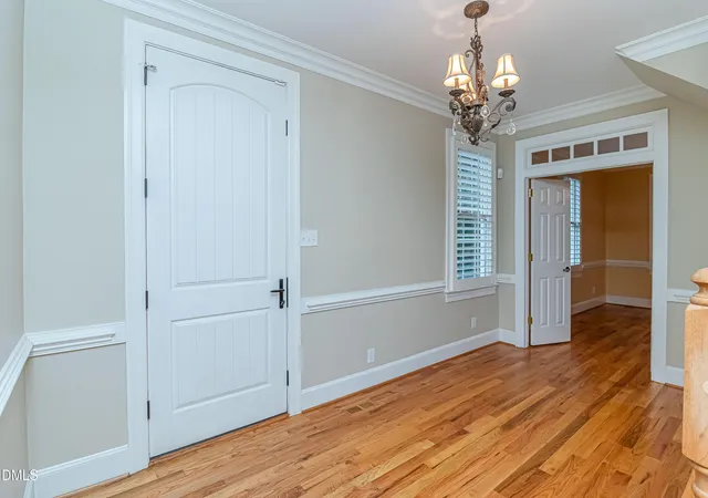 Photo 2 of Single family home for sale at 622 Lake Shore Dr, Goldsboro, NC 27534 | MLS# 10188710 | Listing updated on 2026-08-26