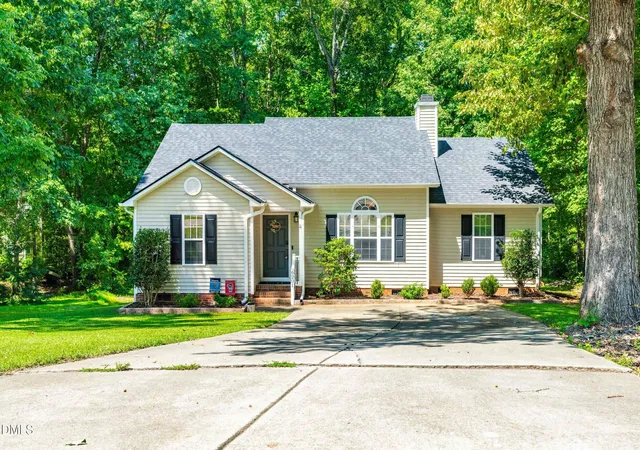 Photo 1 of Single family home for sale at 6201 Lilly Stream Ct, Willow Springs, NC 27592 | MLS# 10188861 | Listing updated on 2026-08-28