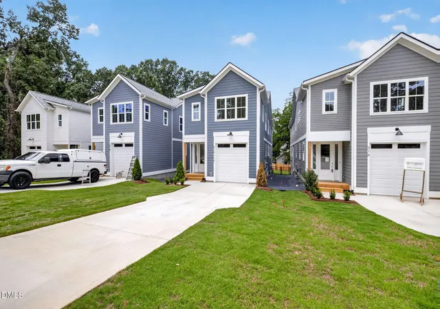 Photo 3 of Single family home for sale at 516 Heather Dr #1/2, Raleigh, NC 27606 | MLS# 10188713 | Listing updated on 2026-08-26