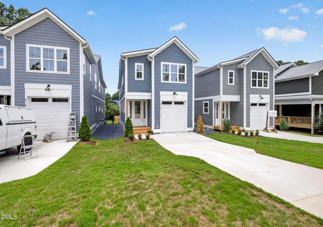 Photo 3 of Single family home for sale at 516 Heather Dr #1/2, Raleigh, NC 27606 | MLS# 10188713 | Listing updated on 2026-08-26