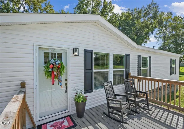 Photo 2 of Manufactured home for sale at 72 Crocker Rd, Smithfield, NC 27577 | MLS# 10189037 | Listing updated on 2026-08-27