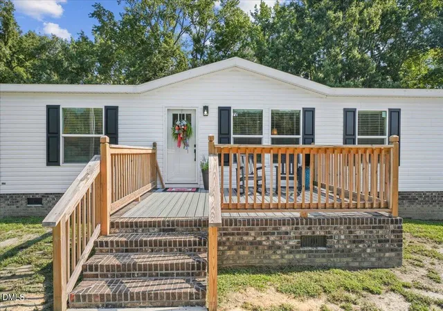 Photo 3 of Manufactured home for sale at 72 Crocker Rd, Smithfield, NC 27577 | MLS# 10189037 | Listing updated on 2026-08-27