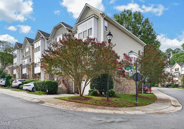 Photo 2 of Sale Pending at 5025 Celtic Ct, Raleigh, NC 27612 | MLS# 10189038 | Listing updated on 2026-09-19