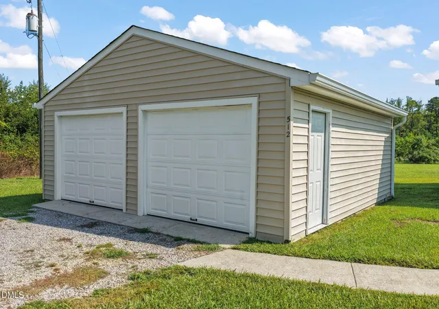 Photo 2 of Sale Pending at 512 Cherry Hill Church Rd, Buffalo Junction, VA 24529 | MLS# 10188772 | Listing updated on 2026-09-02