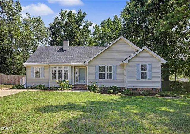 Photo 1 of Sale Pending at 204 Stargate Rd, Holly Springs, NC 27540 | MLS# 10189503 | Listing updated on 2026-09-12