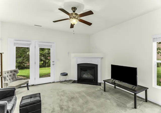 Photo 4 of Townhouse for sale at 1606 Holly Grove Wy, Durham, NC 27713 | MLS# 10188781 | Listing updated on 2026-08-28