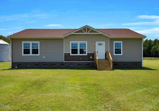 Photo 1 of Single family home for sale at 1088 Stewart Rd, Four Oaks, NC 27524 | MLS# 10188993 | Listing updated on 2026-09-17