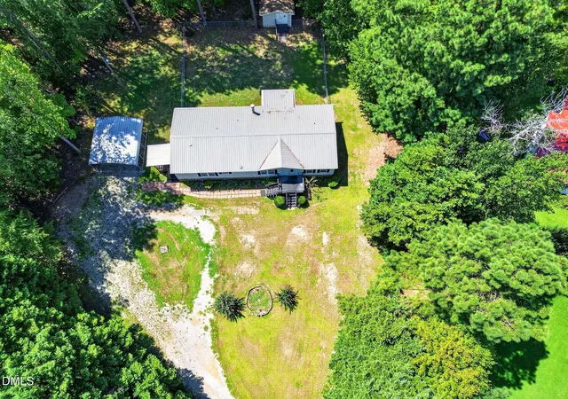 Photo 2 of Manufactured home for sale at 7026 Southern Ct, Oxford, NC 27565 | MLS# 10188938 | Listing updated on 2026-09-17