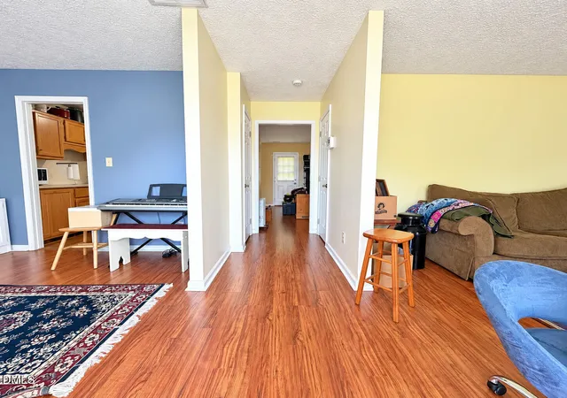 Photo 3 of Single family home for sale at 404 Old Farm Rd, Fayetteville, NC 28314 | MLS# 10188812 | Listing updated on 2026-09-01