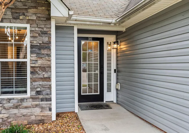 Photo 4 of Sale Pending at 11341 Clubhaven Pl, Raleigh, NC 27617 | MLS# 10189462 | Listing updated on 2026-09-11