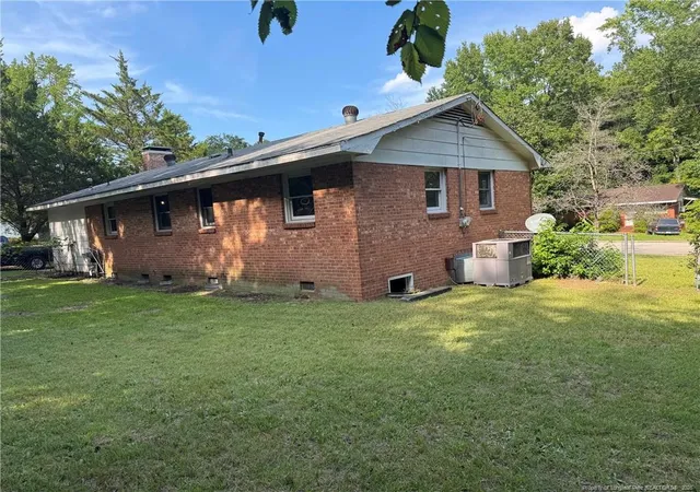 Photo 4 of Single family home for sale at 1623 Gibson St, Fayetteville, NC 28301 | MLS# 767226 | Listing updated on 2026-09-18