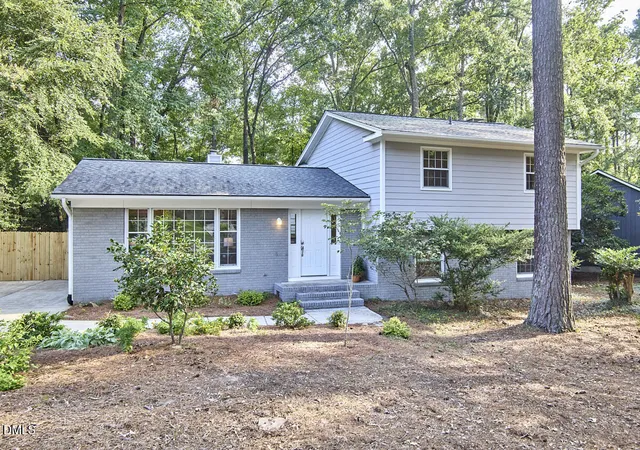 Photo 1 of Single family home for sale at 2432 Sedgefield Dr, Chapel Hill, NC 27514 | MLS# 10189000 | Listing updated on 2026-09-03