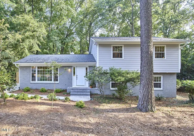 Photo 2 of Single family home for sale at 2432 Sedgefield Dr, Chapel Hill, NC 27514 | MLS# 10189000 | Listing updated on 2026-09-03