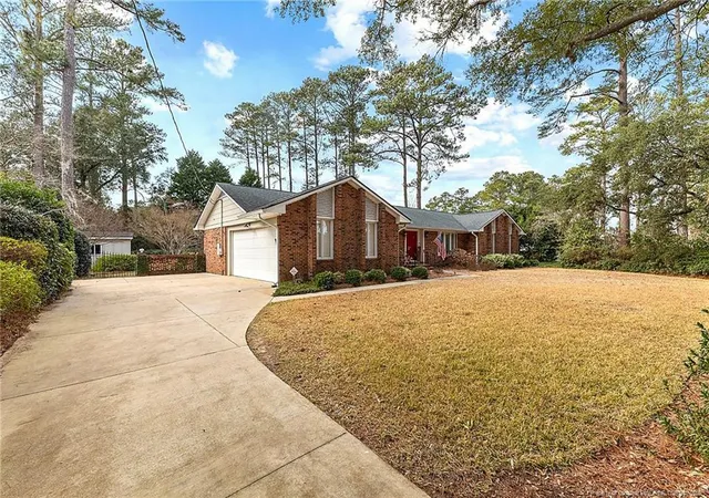 Photo 3 of Single family home for sale at 1906 Partridge Dr, Fayetteville, NC 28304 | MLS# 767614 | Listing updated on 2026-08-31