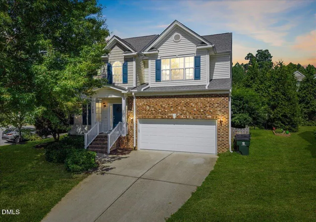 Photo 1 of Single family home for sale at 105 Owl Creek Ct, Holly Springs, NC 27540 | MLS# 10188825 | Listing updated on 2026-09-10