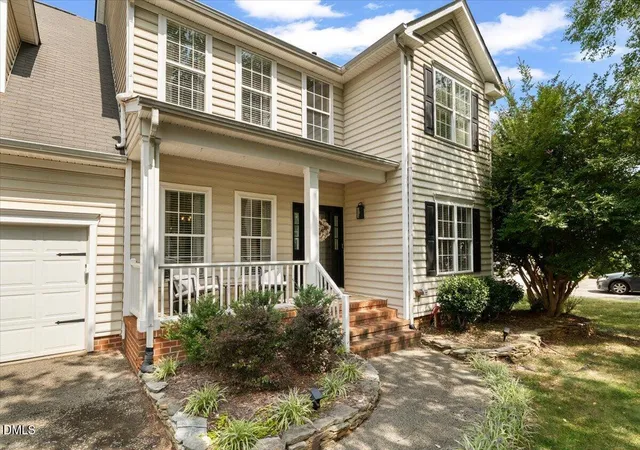 Photo 3 of Sale Pending at 2405 Silver Lake Trl, Raleigh, NC 27606 | MLS# 10189088 | Listing updated on 2026-09-04