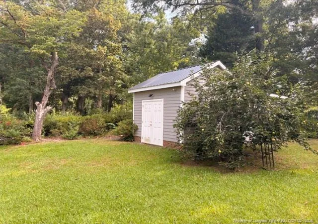 Photo 5 of Single family home for sale at 4117 Vann Dr, Lumberton, NC 28358 | MLS# 768409 | Listing updated on 2026-08-28