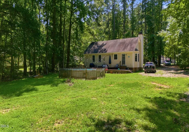 Photo 2 of Sale Pending at 249 Wyndfall Ln, Clayton, NC 27527 | MLS# 10189273 | Listing updated on 2026-09-05