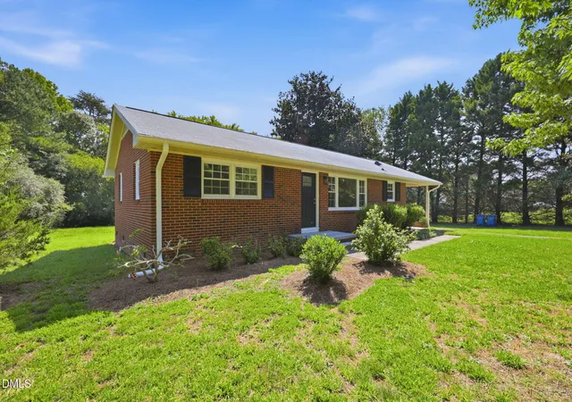 Photo 2 of Single family home for sale at 231 Dodson Rd, Mebane, NC 27302 | MLS# 10188911 | Listing updated on 2026-08-28