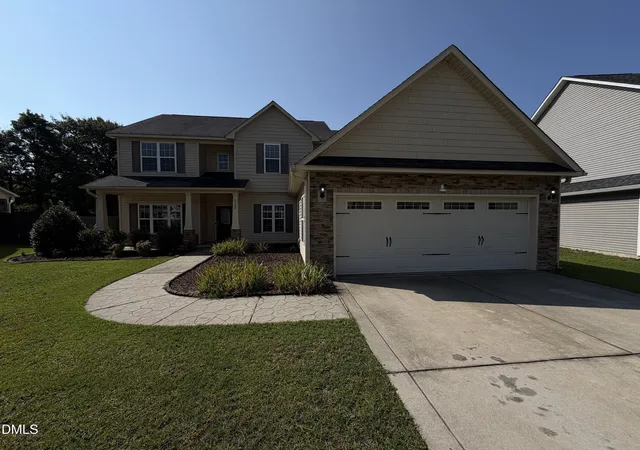 Photo 1 of Sale Pending at 2725 Mosquera Dr, Fayetteville, NC 28306 | MLS# 10188959 | Listing updated on 2026-09-23