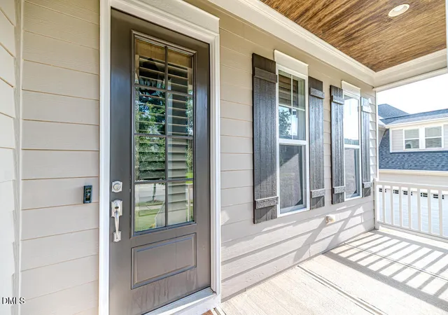 Photo 3 of Sale Pending at 104 Breyla Wy, Holly Springs, NC 27540 | MLS# 10189553 | Listing updated on 2026-09-15