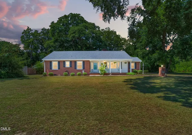 Photo 1 of Single family home for sale at 7003 Us 401, Fuquay Varina, NC 27526 | MLS# 10189076 | Listing updated on 2026-09-29