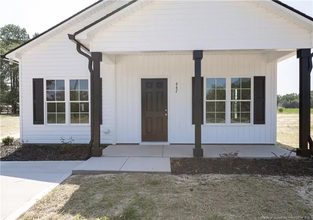Photo 22 of Single family home for sale at 689 Mclamb Rd, Dunn, NC 28334 | MLS# 768437 | Listing updated on 2026-08-27