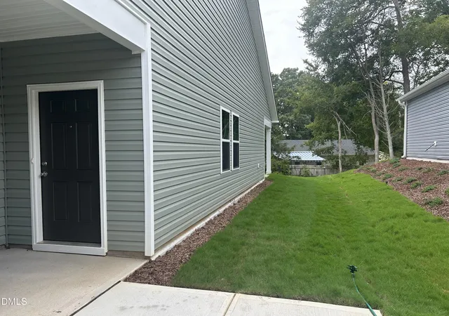 Photo 2 of Townhouse for sale at 861 Hanford Landing Dr, Graham, NC 27253 | MLS# 10189053 | Listing updated on 2026-09-07