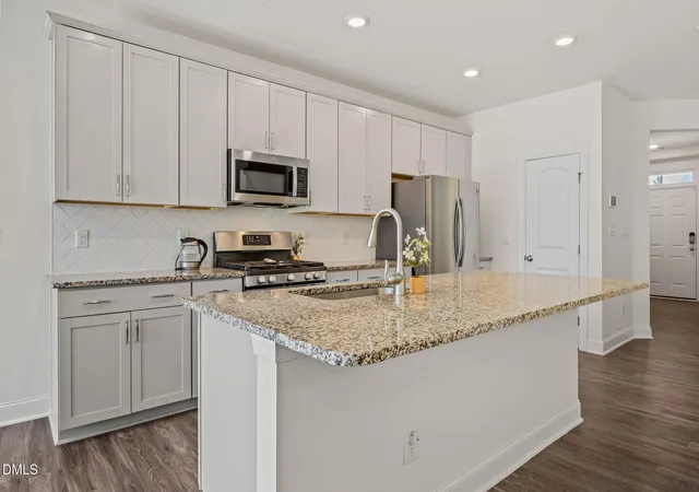 Photo 3 of Townhouse for sale at 2024 Bunchberry Ln, Durham, NC 27703 | MLS# 10189060 | Listing updated on 2026-10-02