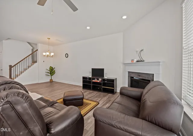 Photo 4 of Townhouse for sale at 2024 Bunchberry Ln, Durham, NC 27703 | MLS# 10189060 | Listing updated on 2026-10-02