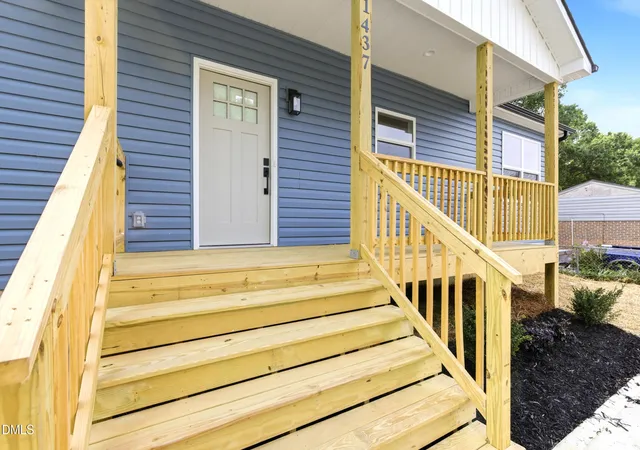 Photo 2 of Sale Pending at 1437 Duggins Dr, Burlington, NC 27217 | MLS# 10189456 | Listing updated on 2026-09-02