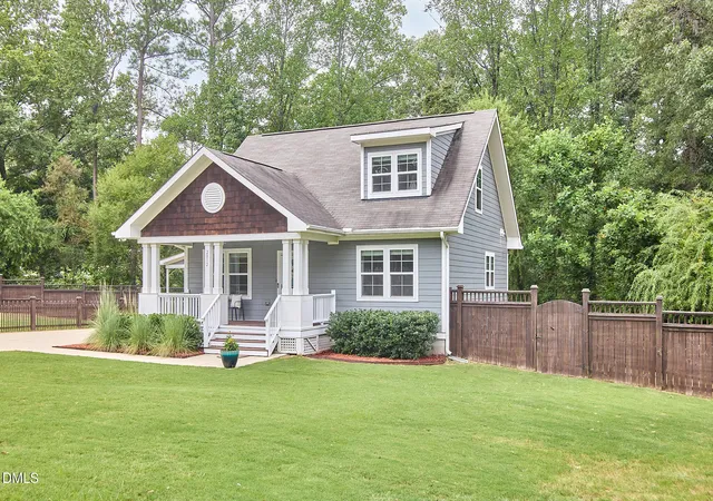 Photo 2 of Sale Pending at 2012 Watson Rd, Durham, NC 27704 | MLS# 10189341 | Listing updated on 2026-08-31