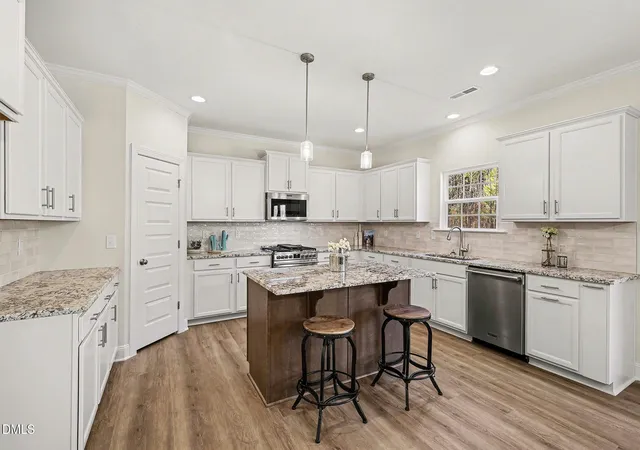 Photo 3 of Single family home for sale at 50 Starlet Ridge Wy, Clayton, NC 27520 | MLS# 10189174 | Listing updated on 2026-09-20