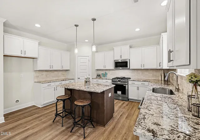 Photo 4 of Single family home for sale at 50 Starlet Ridge Wy, Clayton, NC 27520 | MLS# 10189174 | Listing updated on 2026-09-20
