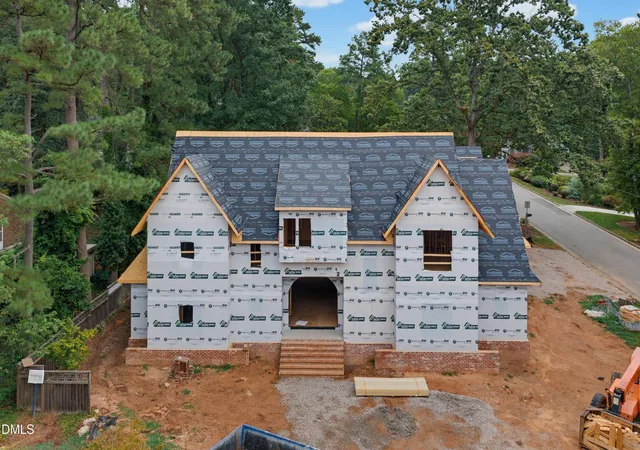 Photo 1 of Mansion for sale at 4500 Wilkes St, Raleigh, NC 27609 | MLS# 10189126 | Listing updated on 2026-08-28
