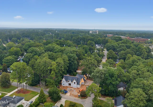 Photo 3 of Mansion for sale at 4500 Wilkes St, Raleigh, NC 27609 | MLS# 10189126 | Listing updated on 2026-08-28