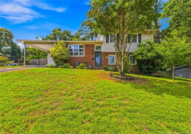 Photo 1 of Single family home for sale at 821 Edenwood Dr, Fayetteville, NC 28303 | MLS# 768452 | Listing updated on 2026-08-27