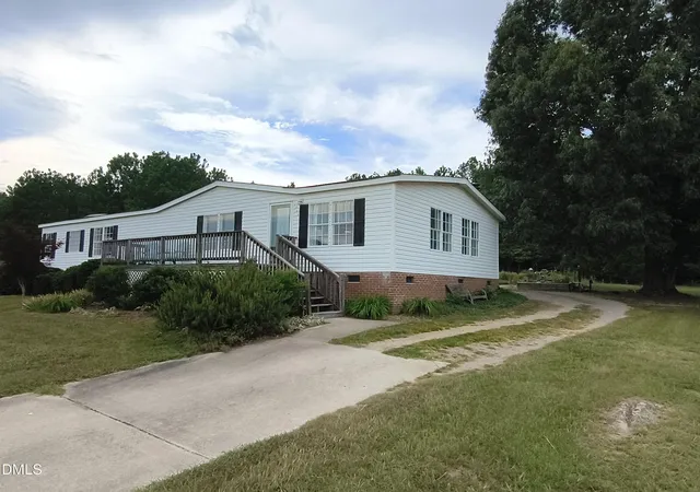 Photo 2 of Manufactured home for sale at 125 N North Ridge Dr, Louisburg, NC 27549 | MLS# 10189286 | Listing updated on 2026-09-03
