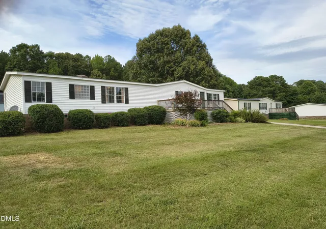 Photo 3 of Manufactured home for sale at 125 N North Ridge Dr, Louisburg, NC 27549 | MLS# 10189286 | Listing updated on 2026-09-03