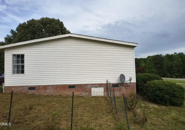 Photo 5 of Manufactured home for sale at 125 N North Ridge Dr, Louisburg, NC 27549 | MLS# 10189286 | Listing updated on 2026-09-03