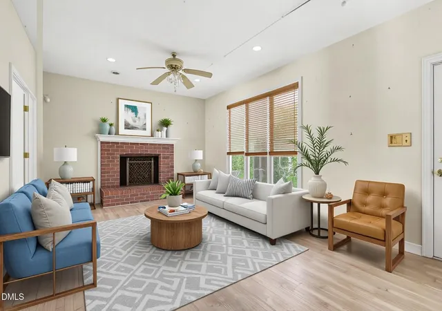 Photo 3 of Sale Pending at 5017 Stardust Dr, Durham, NC 27712 | MLS# 10189437 | Listing updated on 2026-09-02