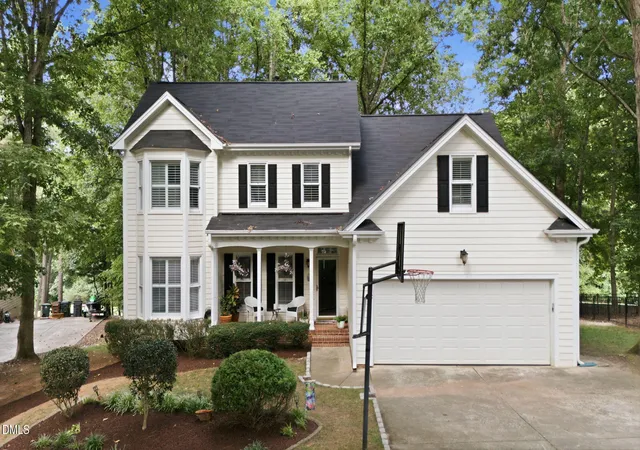 Photo 1 of Single family home for sale at 5101 Windance Pl, Holly Springs, NC 27540 | MLS# 10189166 | Listing updated on 2026-09-14