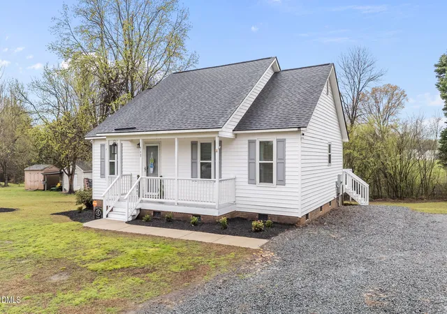 Photo 2 of Single family home for sale at 717 Slippery Bank Ct, Benson, NC 27504 | MLS# 10189529 | Listing updated on 2026-09-03