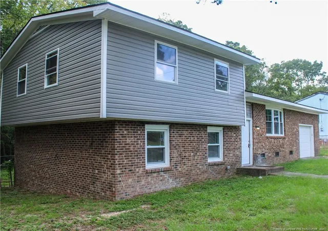 Photo 4 of Single family home for sale at 2406 W Brinkley Dr, Spring Lake, NC 28390 | MLS# 768432 | Listing updated on 2026-08-28