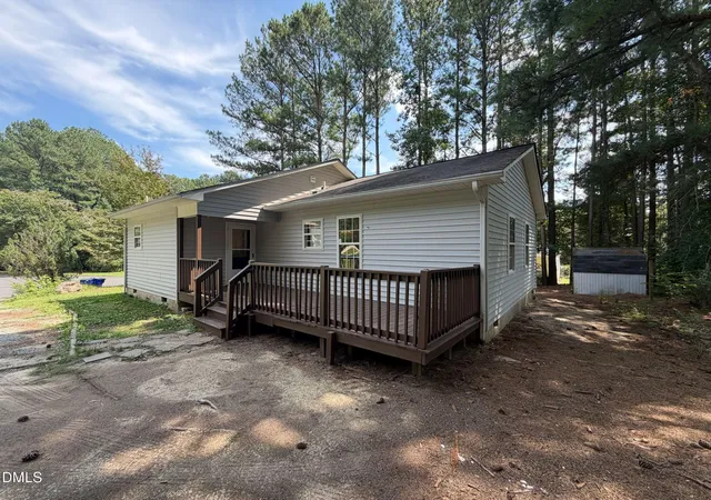 Photo 4 of Single family home for sale at 102 Jubilee Dr, Chapel Hill, NC 27516 | MLS# 10189154 | Listing updated on 2026-08-27