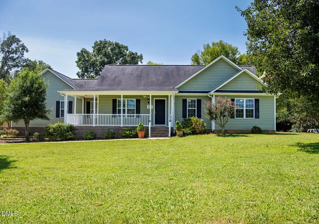 Photo 1 of Single family home for sale at 5235 Salem Woods Dr, Graham, NC 27253 | MLS# 10189676 | Listing updated on 2026-09-18
