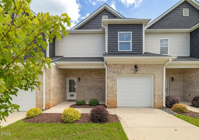 Townhouse for sale at 2331 Tribek Ct, Burlington, NC 27215 | MLS# 10189176