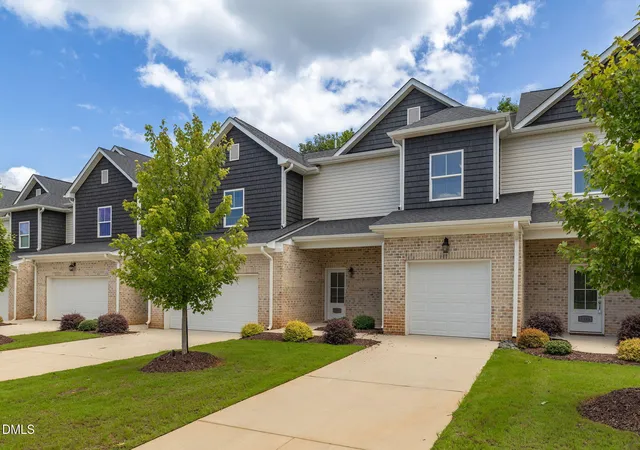 Photo 3 of Townhouse for sale at 2331 Tribek Ct, Burlington, NC 27215 | MLS# 10189176 | Listing updated on 2026-09-14