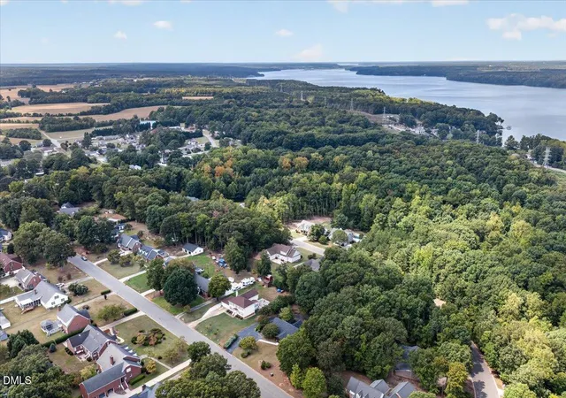 Photo 4 of Single family home for sale at 103 Landfall Ct, Roanoke Rapids, NC 27870 | MLS# 10189199 | Listing updated on 2026-09-28
