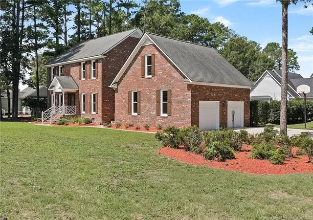 Photo 2 of Single family home for sale at 5400 Labrador Dr, Hope Mills, NC 28348 | MLS# 765939 | Listing updated on 2026-09-14